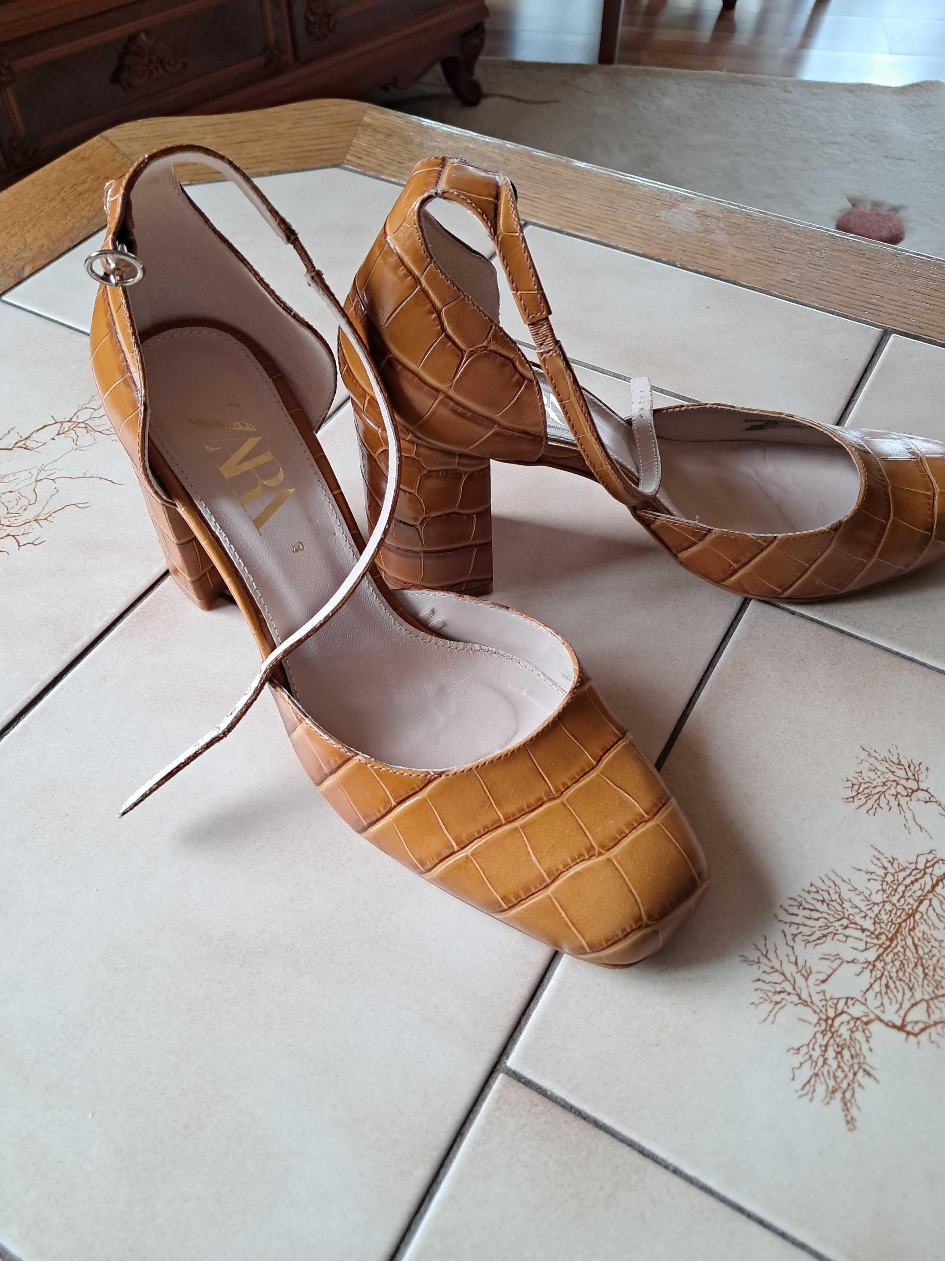 Pantofi crem Zara marime 39