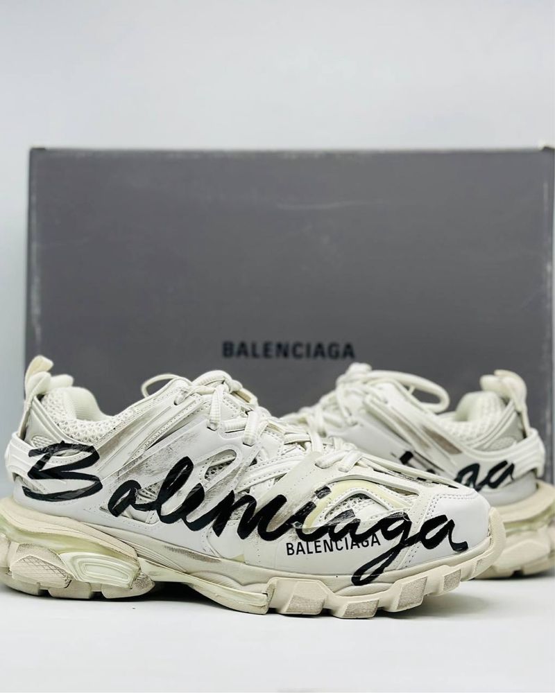 Balenciag track