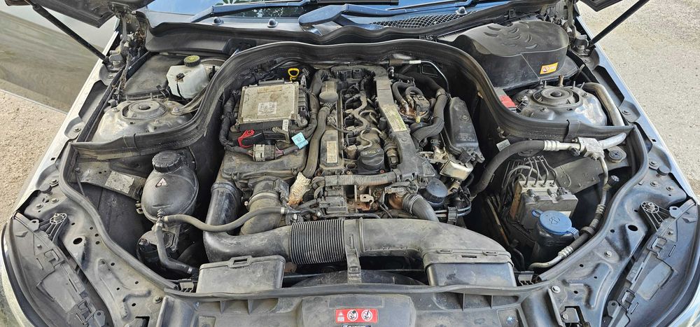 На части Mercedes W 212 Face  Мерцедес В 212 Феис