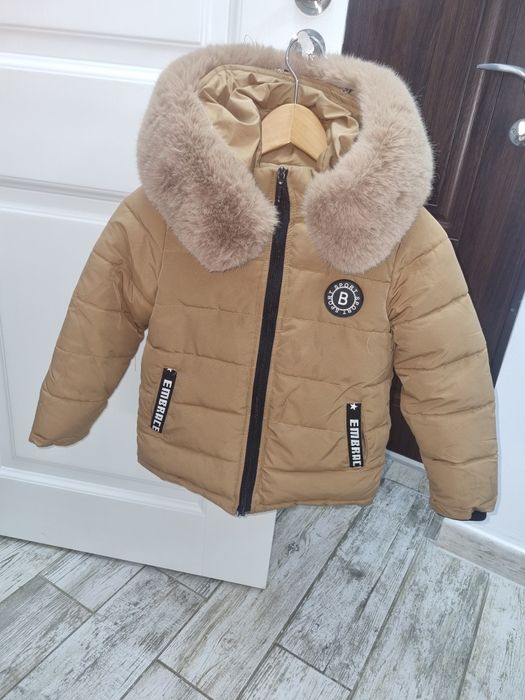 Geacă groasă de iarnă, cu glugă, pentru copii, marime 7-8 ani