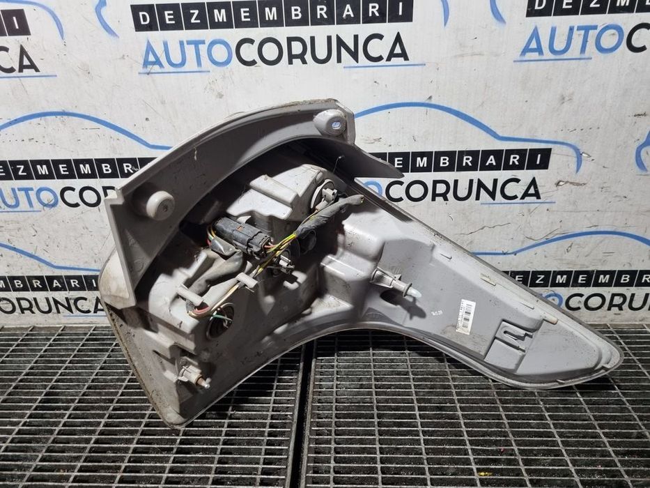 Stop Stanga SsangYong Tivoli - SUV 4 Usi (1290) Bec clasic