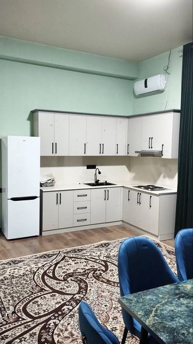 Chorsu bozori yonida