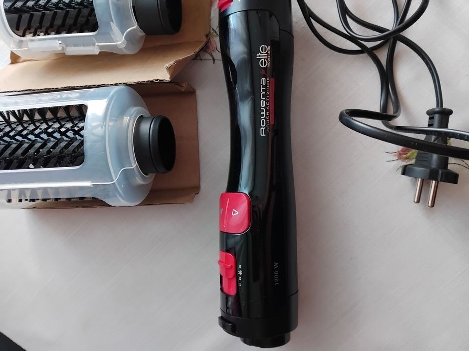 Perie rotativă pentru păr Rowenta