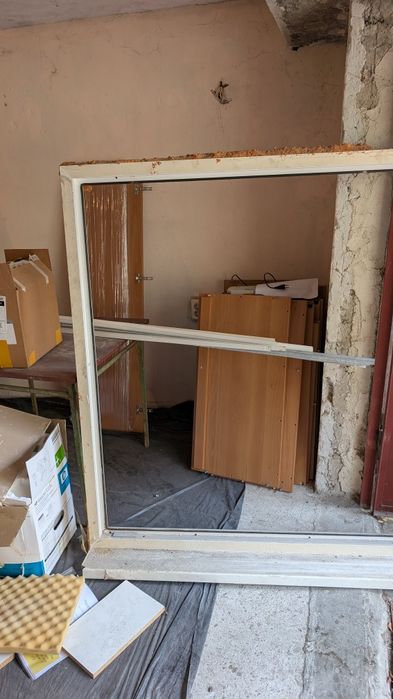 Продавам PVC дограма