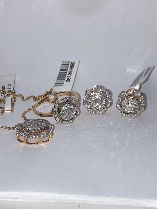 Set aur roz 18kt.cu diamante 2.03ct