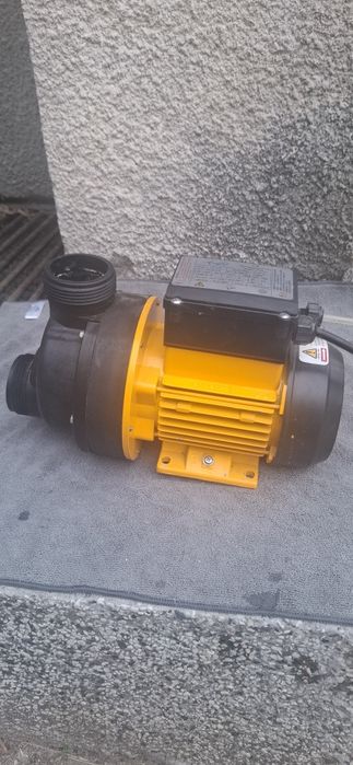 Помпа за хидромасажна  вана и джакузи