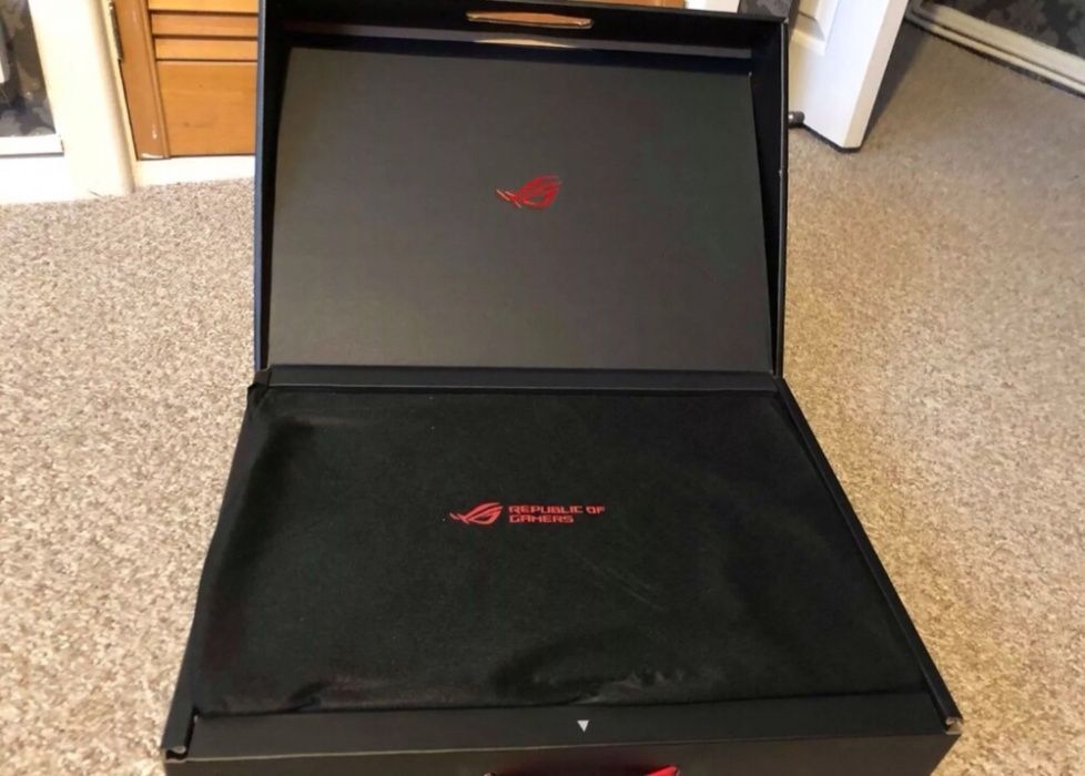 Asus Rog Strix scar edition 703 vm