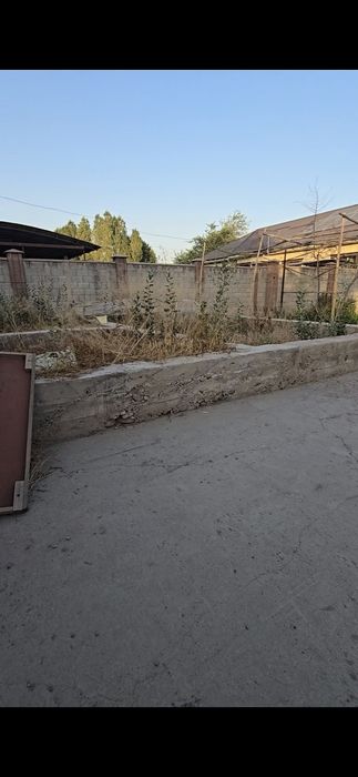 4 sotix uy sotladi  toshkent viloyati qorasuvda