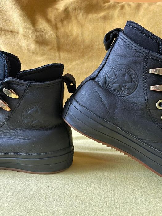 Vând Sneachers Converse damă, piele naturală, negre, mărimea 35