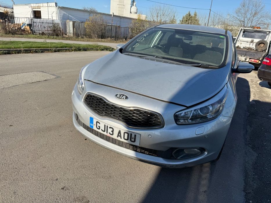 На части Kia Ceed 1.6 crdi 2013
