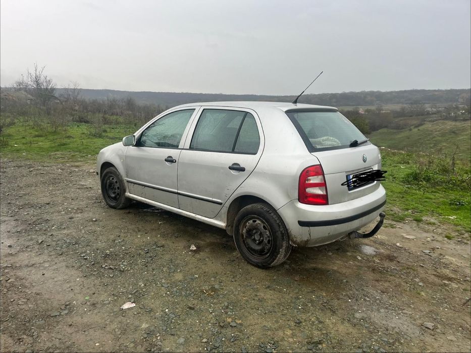 Vând Skoda Fabia
