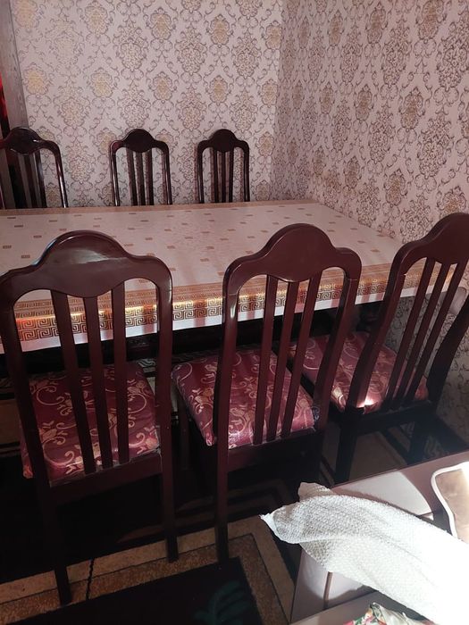 Стол +6 стулья =120.000