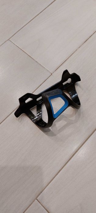 Поставка за шише за вода, за колело