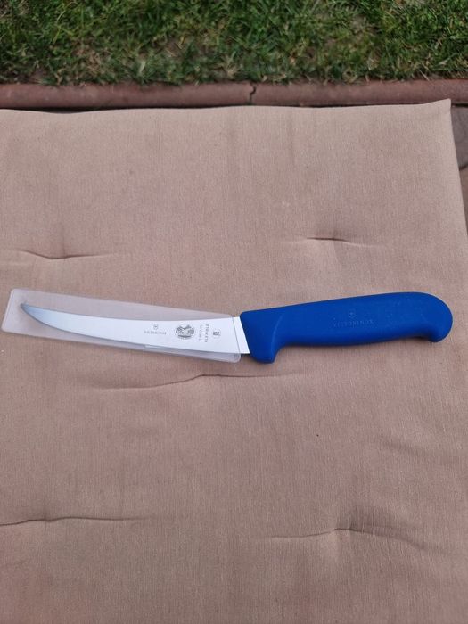 Cutite profesionale transare Swibo, Dick, Victorinox 13-24 cm