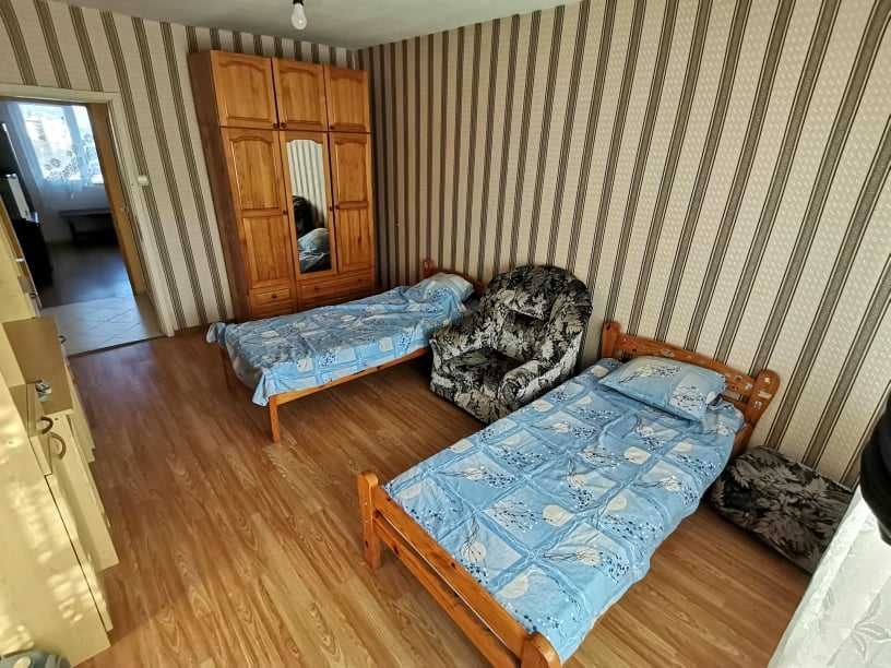 Дава се под наем Тристаен апартамент в Бургас, Изгрев - 85 кв.м за 500 € - Снимка #20