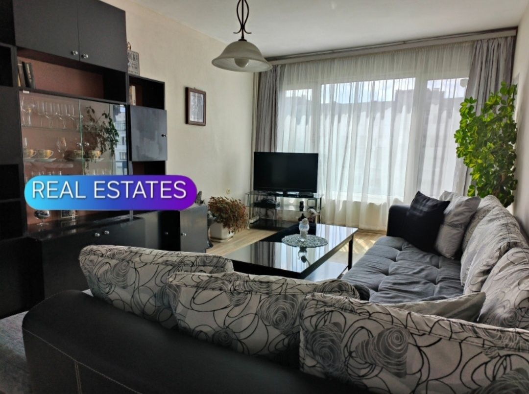 Дава се под наем Тристаен апартамент в София, Света Троица - 90 кв.м за 663 € - Снимка #2