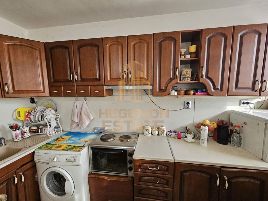 Продава се Двустаен апартамент в Варна, Централна поща - 48 кв.м за 3390 €/кв.м - Снимка #2