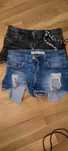 De vânzare lot 2 perechi pantaloni scurtu, 140 cm