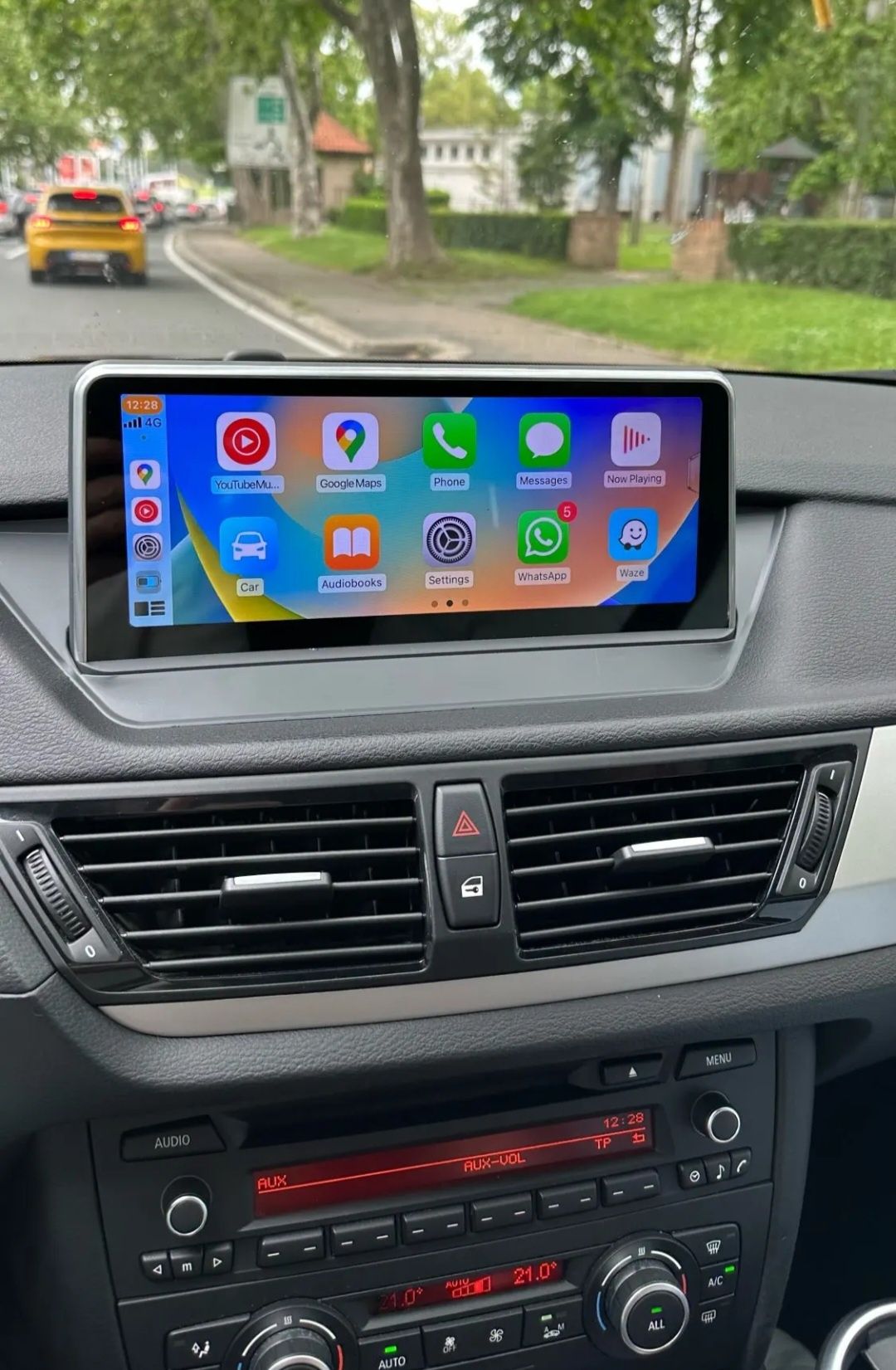 Navigatie android 8 GB BMW X1 e84 Carplay Waze YouTube GPS Bluetooth