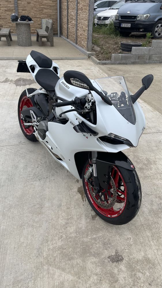 Ducati Panigale 899 2015 V2