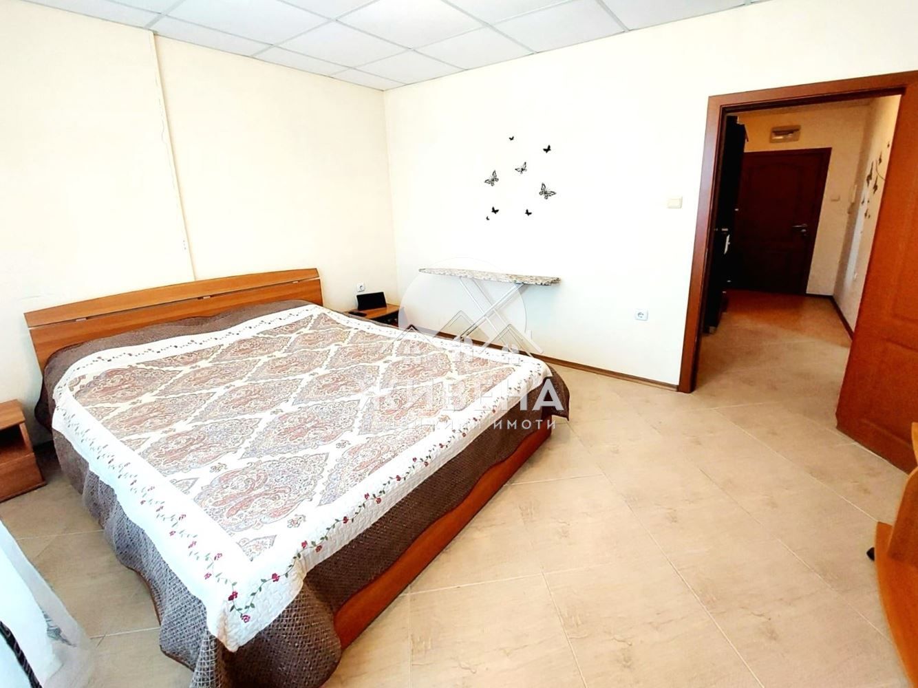 Продавам 3-стаен апартамент, к.к.Слънчев бряг, площ 77 кв.м