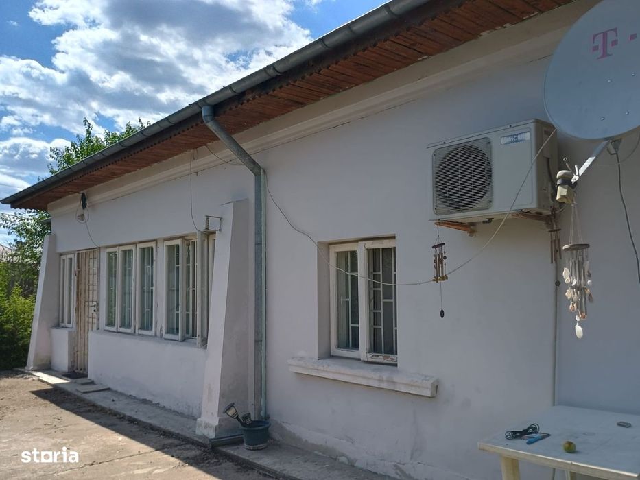 Singureni - Stejaru, casa cu teren 1600mp