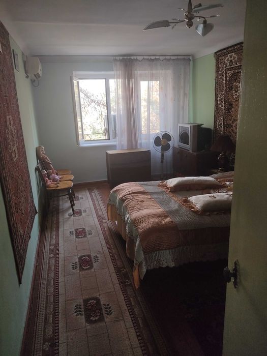 Продается 3-комнатная квартира