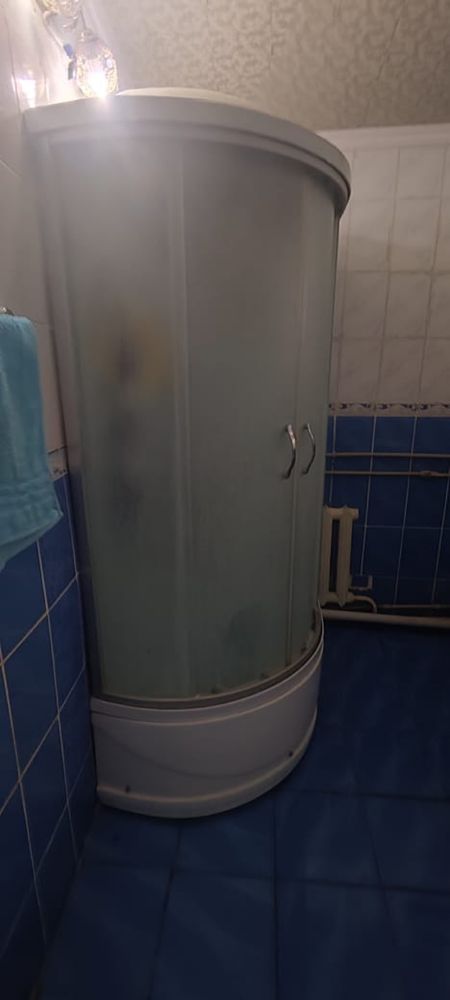 Продается душевая кабинка