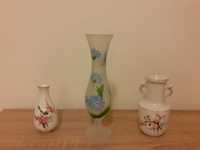 3 vaze vechi, fine, pictate, decorative:2 portelan,1 sticla sablata