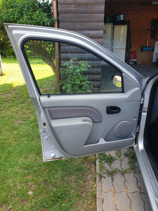 Dezmembrare - Logan 1.5 DCI (2006) - Motor și Piese în Stare Excelenta