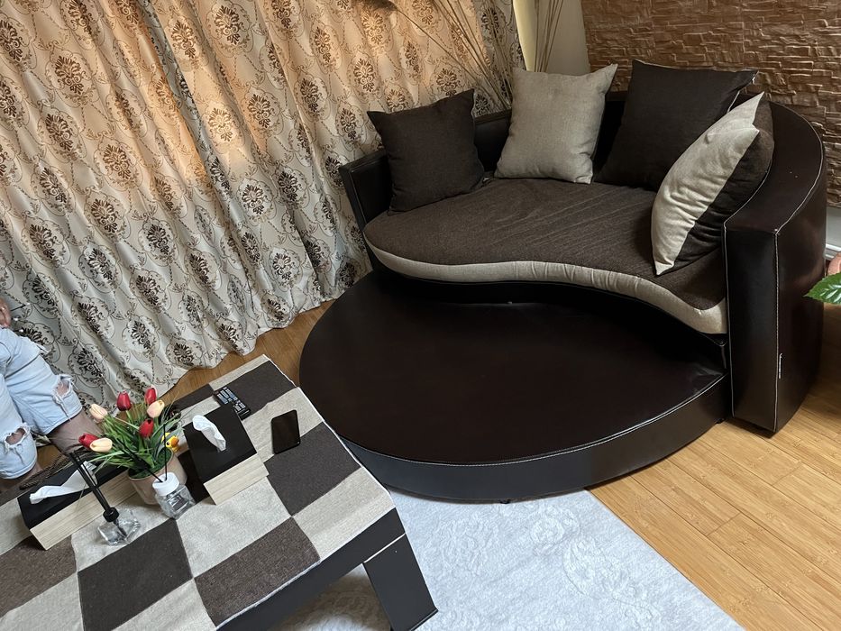 Vand canapea extensibila cu doua fotolii