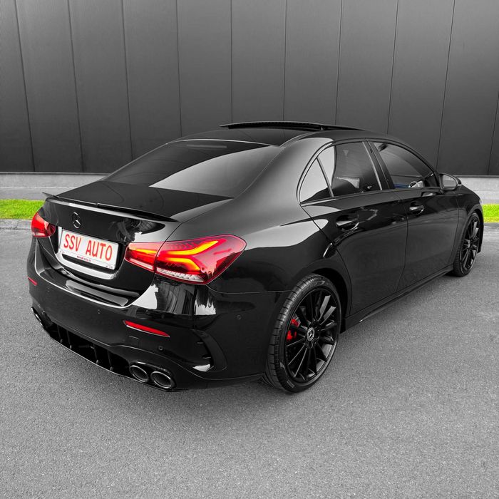 Mercedes-Benz A-Class AMG Display Panoramic Ambiental Plafon Instelat