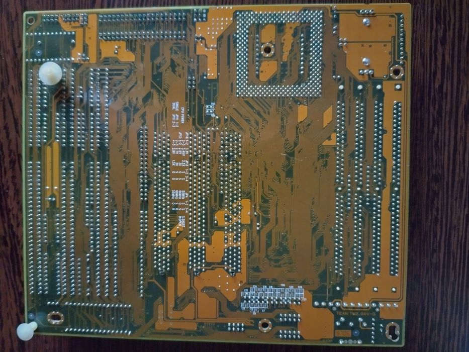 Placa de baza socket 7, de colectie retro