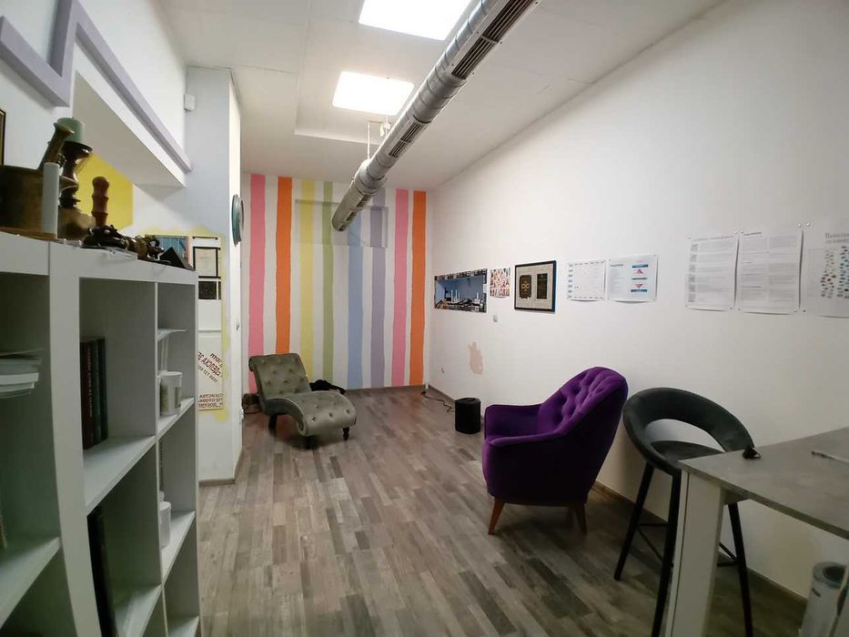 Давам под наем магазин в Центъра