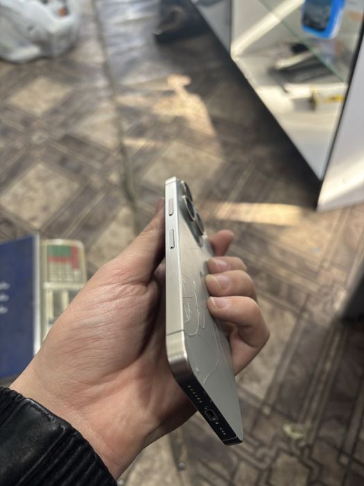 Iphone xs 15 pro korpusda