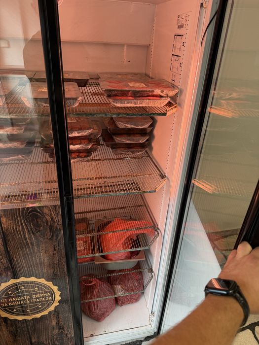 Хладилни витрини плюсови