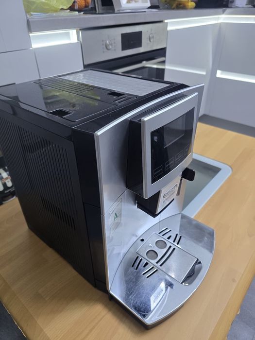 Кафемашина Delonghi perfecta Touch