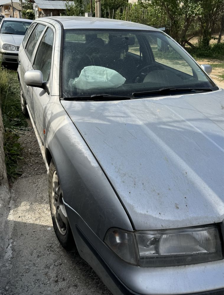 Продавам SCHODA Octavia 1.9 tdi НА ЧАСТИ