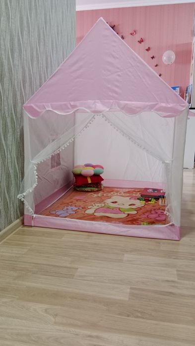 Продам новую детскую палатку домик