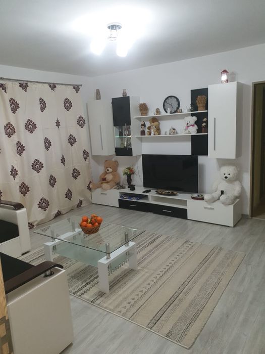 PROPRIETAR vand ap 2 camere Visoi 54 m/p confort 1 et 1/4 m 47500€