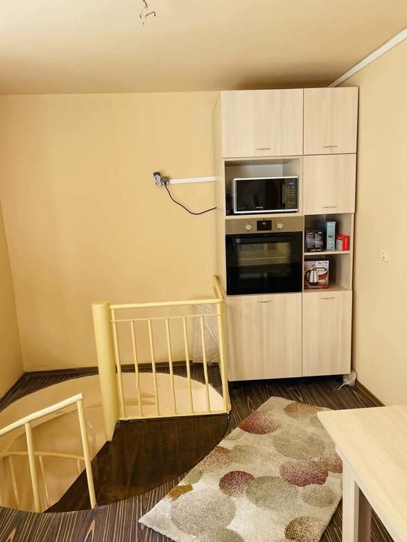 Тристаен апартамент под наем в ж.к. Лозенец, 2205543