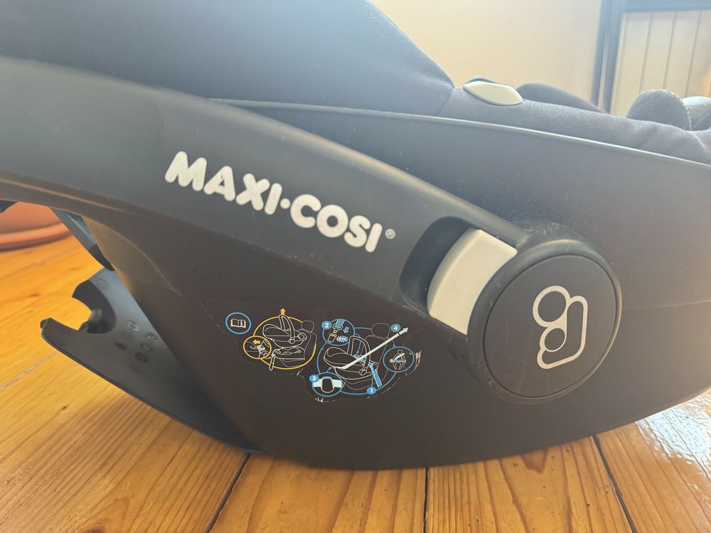 Scoica auto maxi cosi