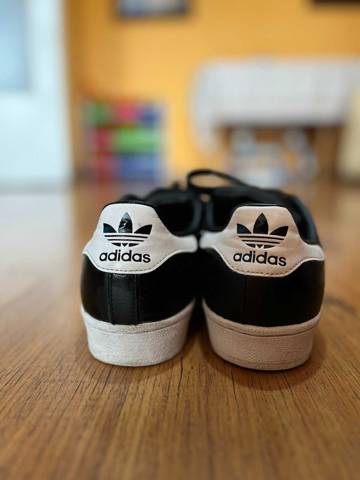 Дамски Кецове Adidas super star