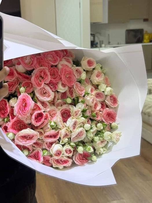 кустовые розы букет