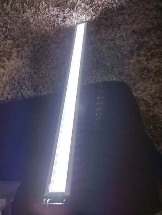 Lampa led lumina alba rece