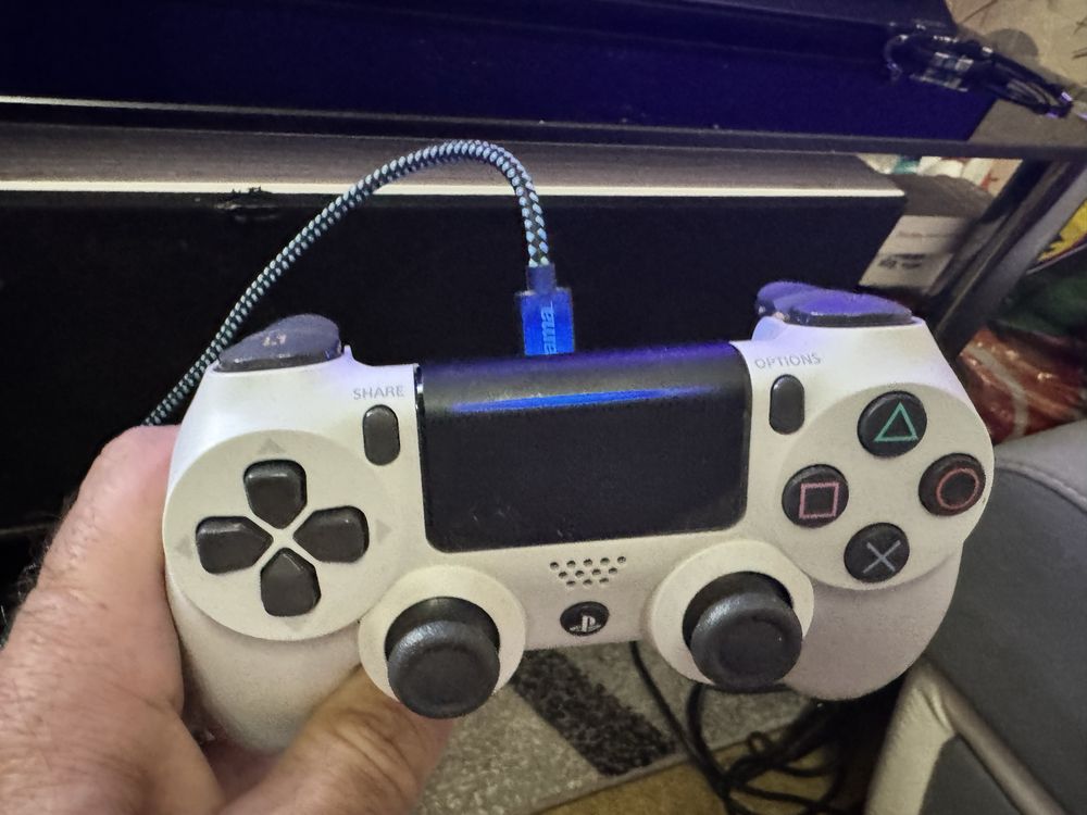 PS4 Slim 1TB с Контролер