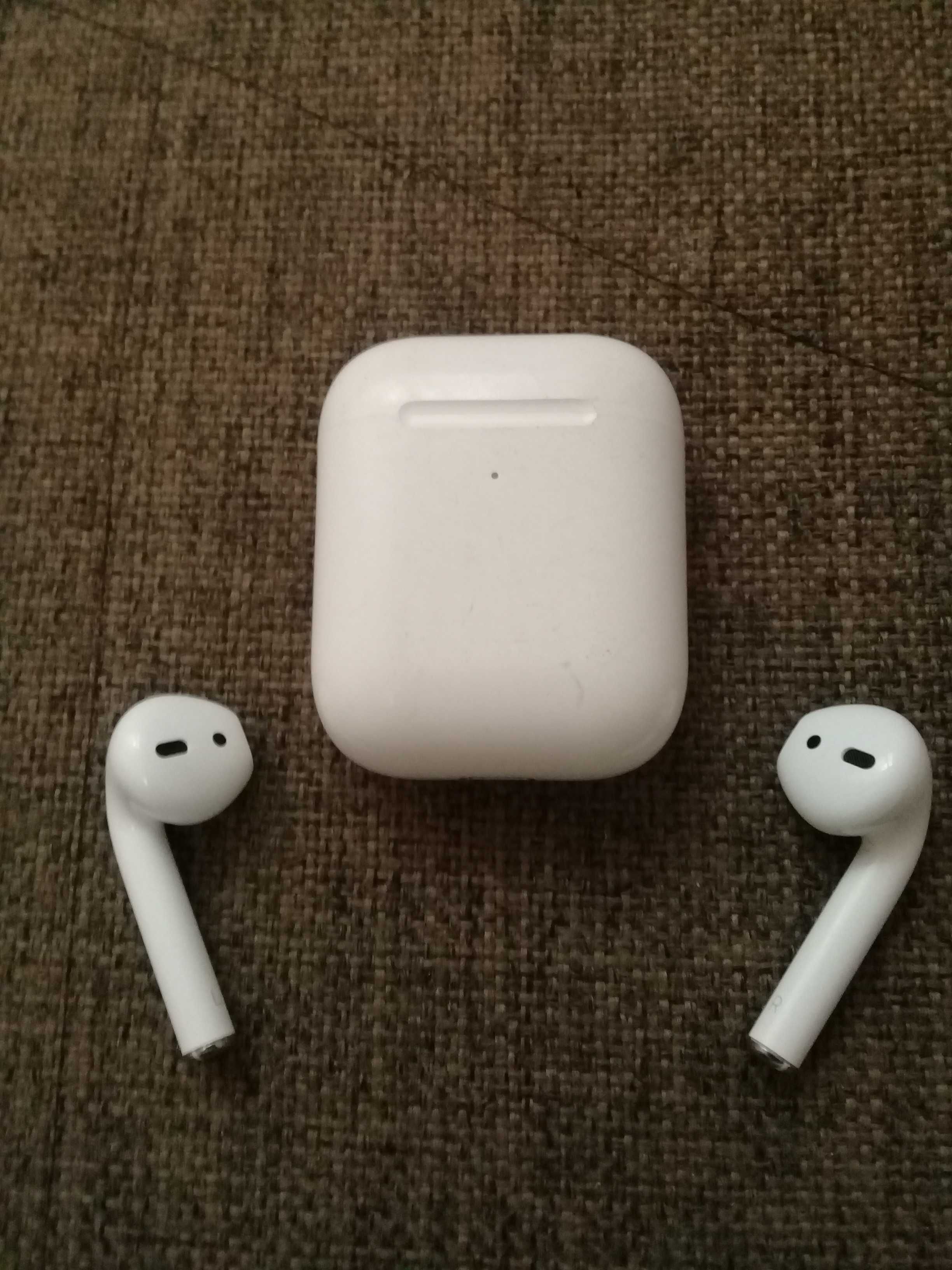 Наушникии air pods 7ооо