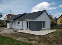 Vând căsuțe și cabane