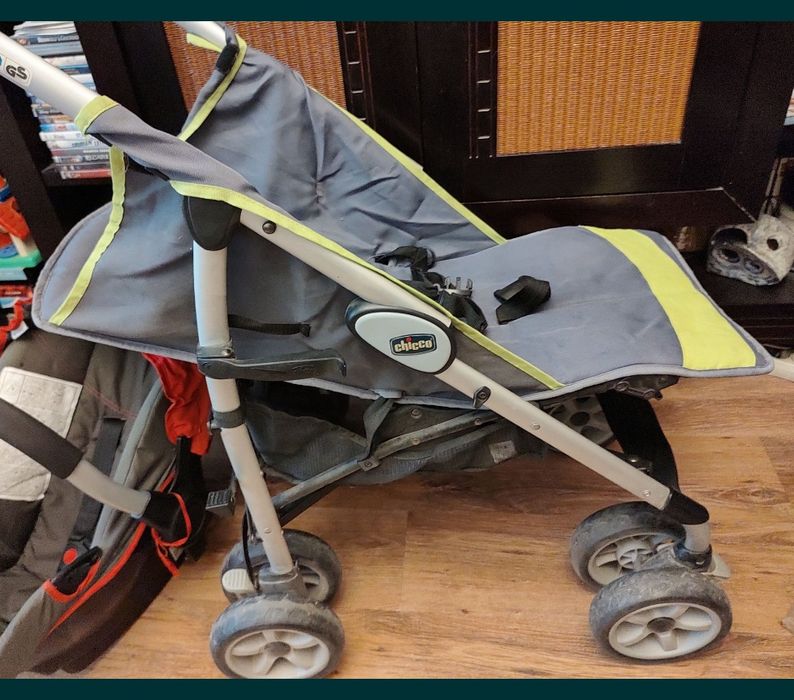 căruț Chicco           .