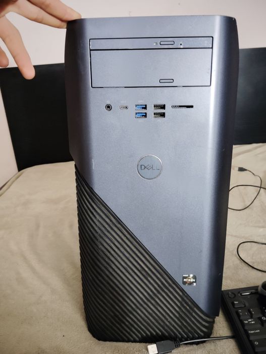 PC DELL, in stare foarte bună
